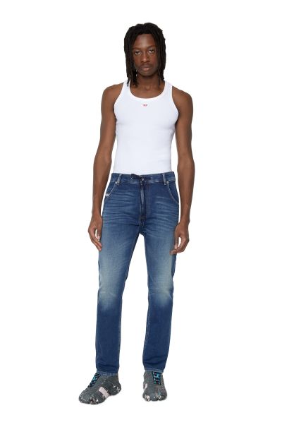 Diesel Blu Medio Jeans Uomo Tapered 2030 D-Krooley Joggjeans® 068Az